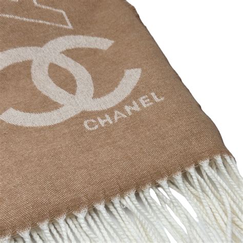 CHANEL SCIARPA – vintage stuff & luxury bags.